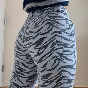 Julia Crop High Cigarette Jean in Mineral Tiger